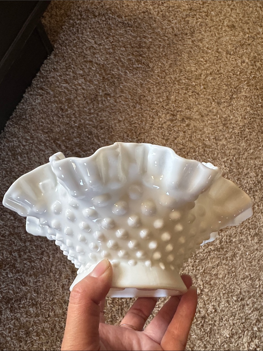 Vintage White Hobnail Milk Glass Vase and Mugs Set - Elegant Home Accents - Picture 10 of 14